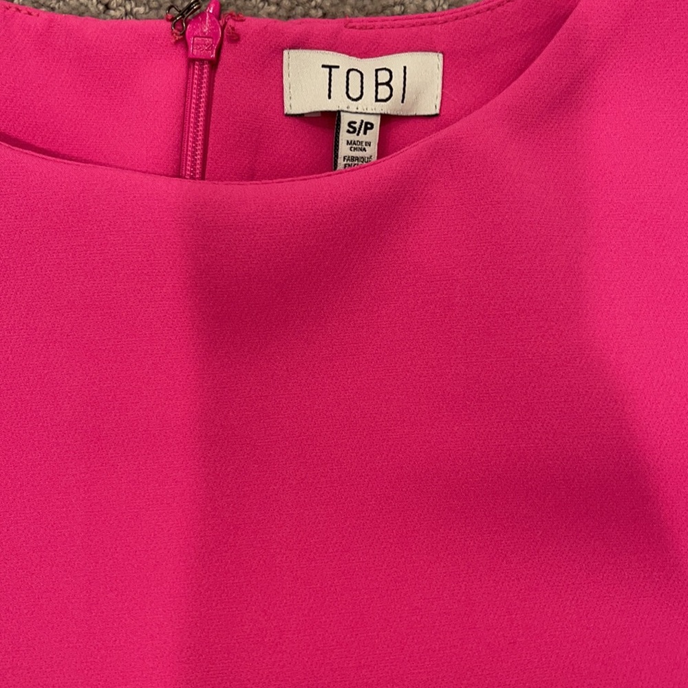 Pink Crop Top - Picture 3 of 4